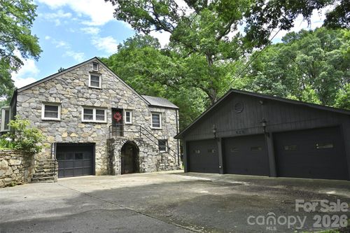 920 Sand Hill Rd, Asheville, NC, 28806-1019 | Card Image