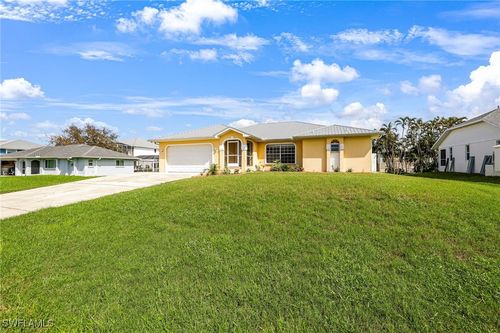 17585 Blackfriar Dr, FORT MYERS, FL, 33908-4445 | Card Image