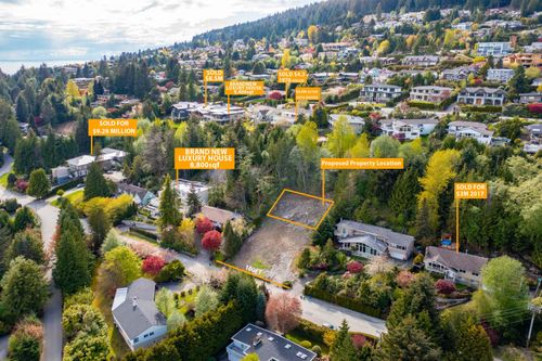 705 St. Andrews Rd, West Vancouver, BC, V7S1V5 | Card Image