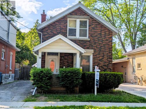 18 Powell Street W, Guelph (Exhibition Park), ON, N1H1T9 | Card Image