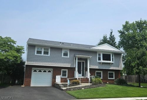 29 Arcadia Rd, Pompton Lakes, NJ, 07442-1937 | Card Image