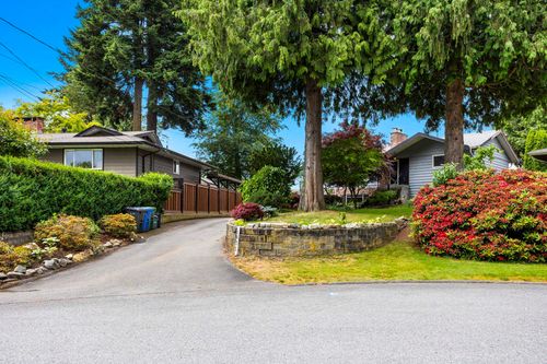 1971 Powell Cres, Abbotsford, BC, V2S4B1 | Card Image