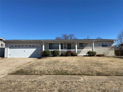 475 Skylark Dr, Florissant, MO, 63031-2141 | Card Image