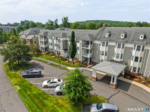204-25 Cassandra Blvd, West Hartford, CT, 06107-3163 | Card Image