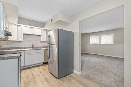 112-2760 Tech Drive, Bettendorf, IA, 52722 | Card Image