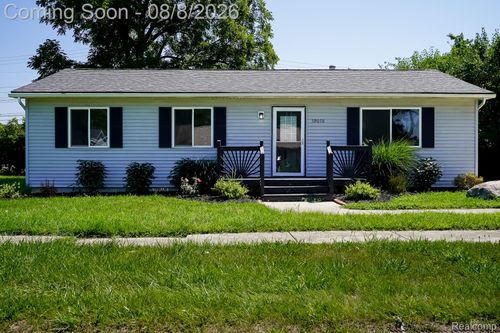 59050 1st St, New Haven, MI, 48048-1864 | Card Image