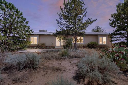 6 El Cerro Mission Pl, Los Lunas, NM, 87031-6901 | Card Image
