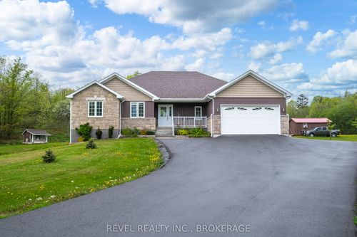 2082 Burnt Hills Rd, Battersea, ON, K0H1H0 | Card Image