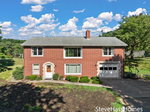 17443 Hayes St, Grand Haven, MI, 49417-9301 | Card Image