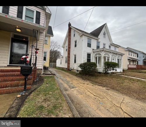 1720 Kings Hwy, SWEDESBORO, NJ, 08085-1216 | Card Image