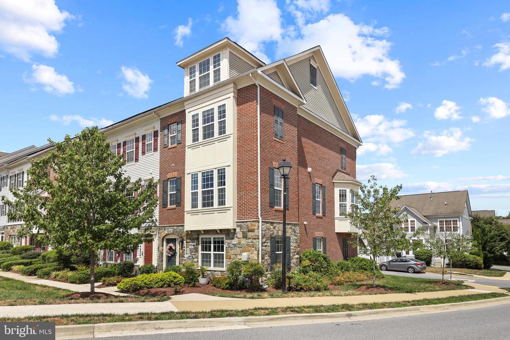 Hardcastle St, Laurel, MD 20707