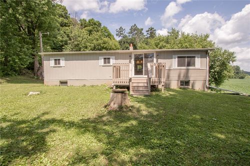 6050 270th St, Menomonie, WI, 54751-5105 | Card Image