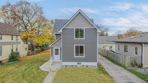 409 Algona Ave, ELGIN, IL, 60120-3801 | Card Image