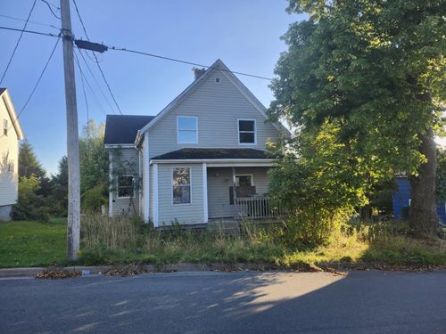14 Chestnut St, Trenton, NS, B0K0E4 | Card Image