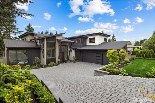 5515 108th Ave Ne, Kirkland, WA, 98033-7523 | Card Image