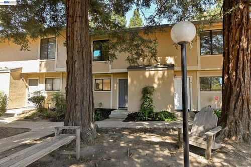 g-2150 Northwood Cir, Concord, CA, 94520-4607 | Card Image