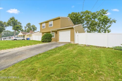 1948 Teakwood Rd, Toms River, NJ, 08753-4548 | Card Image