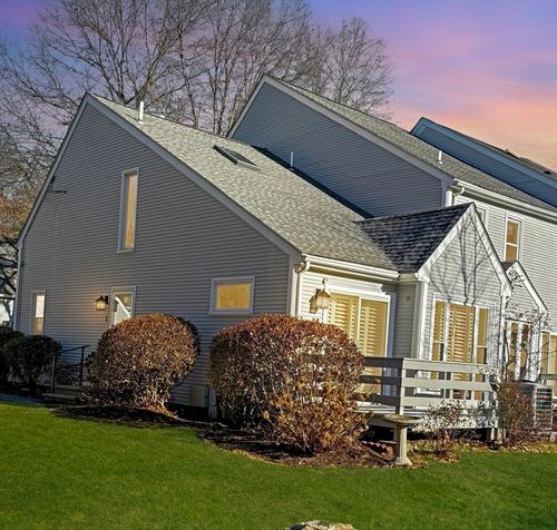 1-1 Whittier Ln, North Easton, MA, 02356-1722 | Card Image