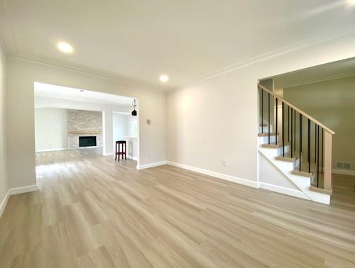40785 Supreme Ct, Sterling Heights, MI, 48313-4470 | Card Image