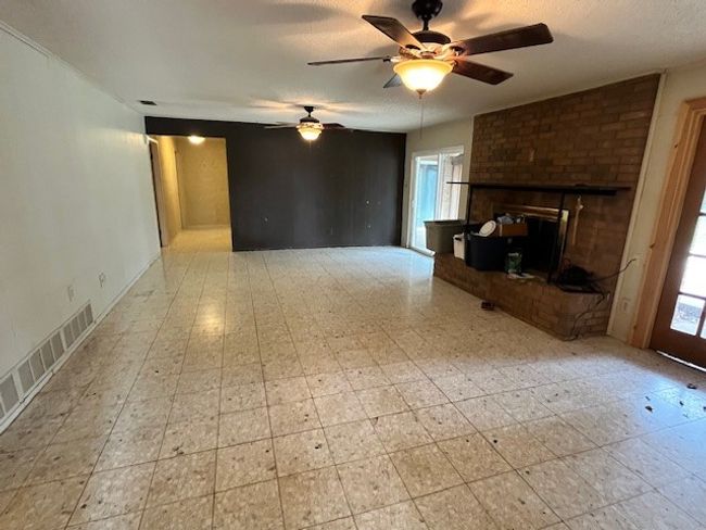 8250 Us Highway 380 W, House other with 3 bedrooms, 3 bathrooms and null parking in Aspermont TX | Image 15