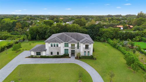 17130 Magnolia Estates Dr, Southwest Ranches, FL, 33331-1210 | Card Image