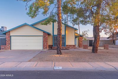 5121 W Aster Drive, House other with 3 bedrooms, 2 bathrooms and null parking in Glendale AZ | Image 1