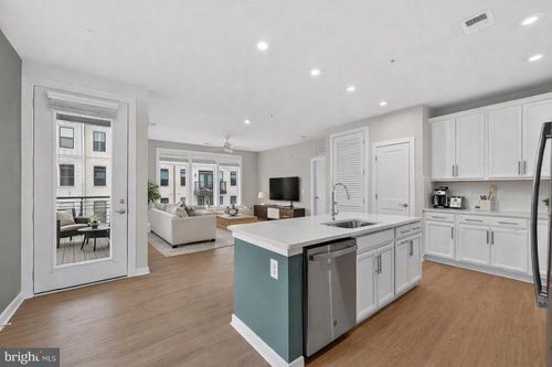 unit-301a-1669 Bandit Loop, RESTON, VA, 20190-4884 | Card Image