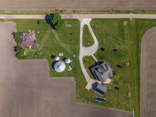 14431 E 2400 North Rd, Hudson, IL, 61748-9307 | Card Image