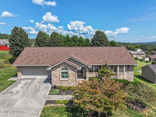 525 Hills Gate Cir, Seymour, TN, 37865-2900 | Card Image