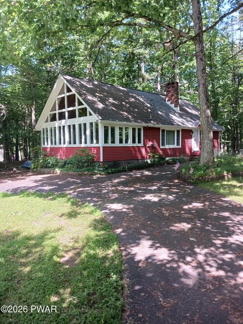 107 Fawn Lake Dr, Dingmans Ferry, PA, 18328-4136 | Card Image