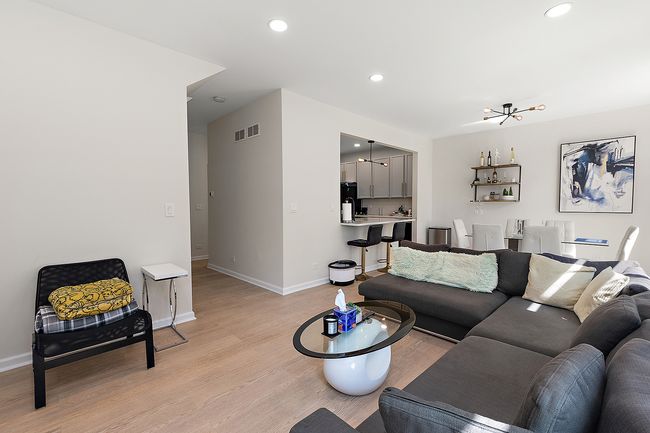 1528 Peachtree Ln, Home with 2 bedrooms, 4 bathrooms and 2 parking in Lockport IL | Image 10