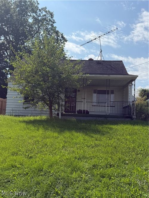 411 E Laclede Ave, Youngstown, OH, 44507-1556 | Card Image