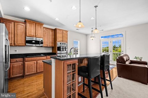 p-5725 Callcott Way, ALEXANDRIA, VA, 22312-4087 | Card Image