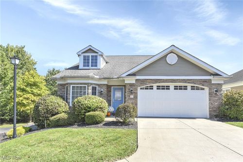 21 Bristol Ln, Rocky River, OH, 44116-3779 | Card Image