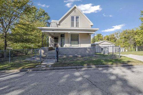 806 Varner Ave, Evansville, IN, 47720-6722 | Card Image