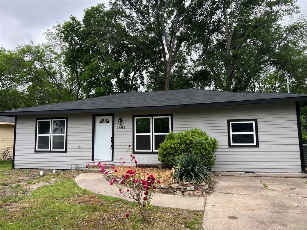 3rd St, Greenville, TX 75401