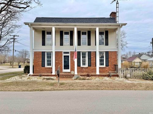 326 Harrah St, Worthington, IN, 47471-1505 | Card Image