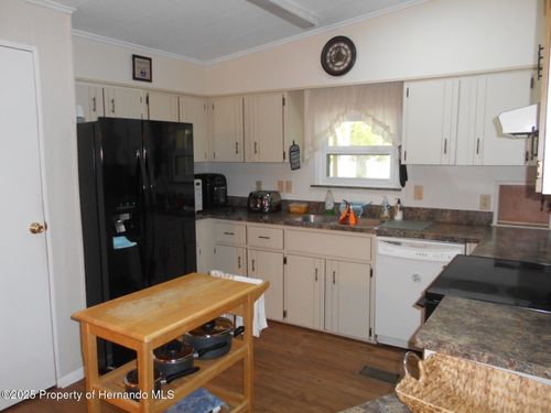8359 Weatherford Ave, BROOKSVILLE, FL, 34613-5835 | Card Image