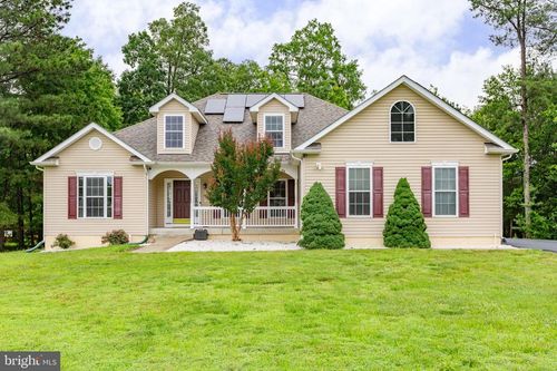 4049 Chatham Dr, King George, VA, 22485-5643 | Card Image