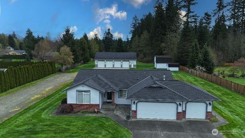 10211 169th Dr Ne, Granite Falls, WA, 98252-8633 | Card Image
