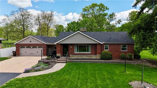 6760 Brantford Road, Butler Twp, OH, 45414 | Card Image
