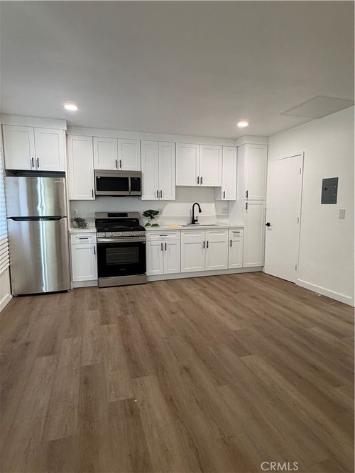 6-331 W Windsor, Glendale, CA, 91204 | Card Image
