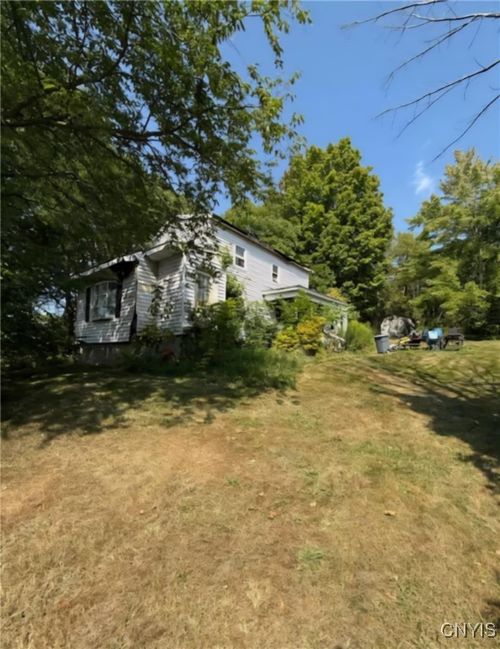 38 North St, Mexico, NY, 13114-3300 | Card Image