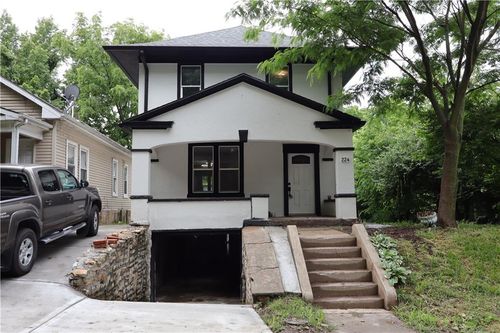 224 N 34th St, Kansas City, KS, 66102-4527 | Card Image