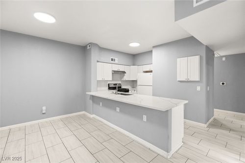 apt-211-2251 Wigwam Pkwy, Henderson, NV, 89074-6232 | Card Image