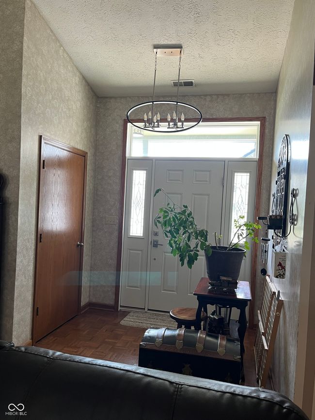 904 Johnathan Dr, House other with 3 bedrooms, 2 bathrooms and null parking in Plainfield IN | Image 4