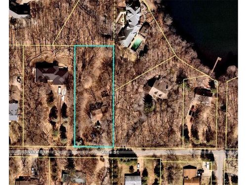20020 Vine St, Excelsior, MN, 55331-8694 | Card Image