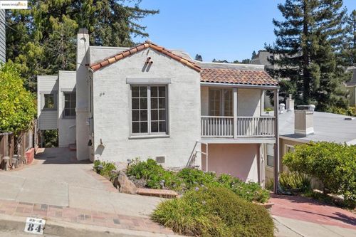 84 Portsmouth Rd, Piedmont, CA, 94610-1129 | Card Image