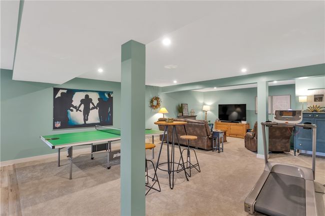 205 Regency Dr, House other with 5 bedrooms, 3 bathrooms and 2 parking in Eighty Four PA | Image 32