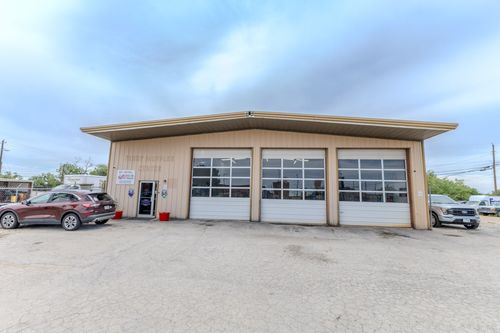 409 N Treadaway Blvd, Abilene, TX, 79601-5301 | Card Image